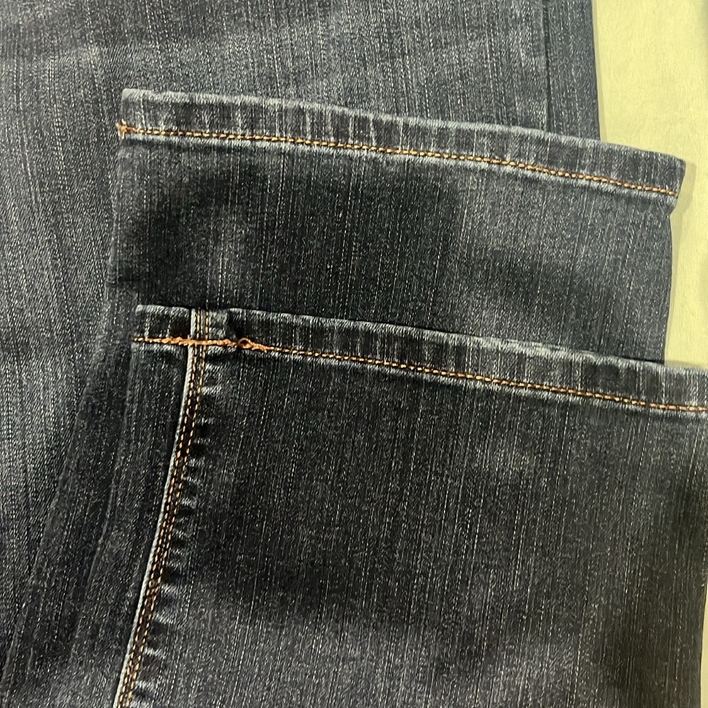 Lee Platinum New Condition Label Jeans Like New - Picture 8 of 8